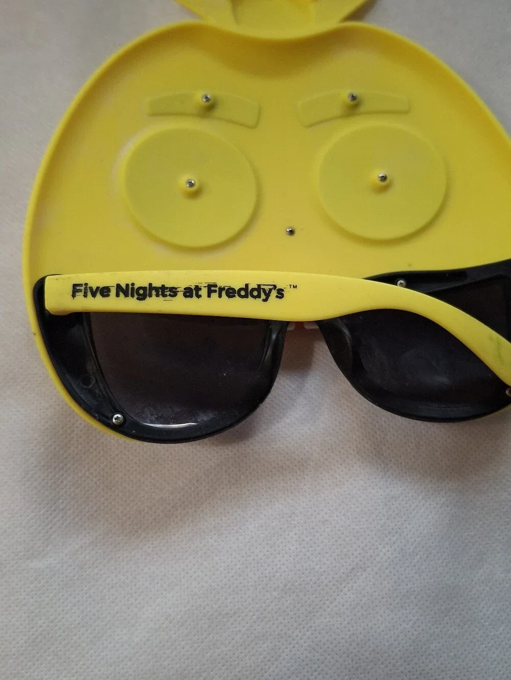 Five Nights At Freddy's Chica Novelty Sunglasses- Chicken Head Design